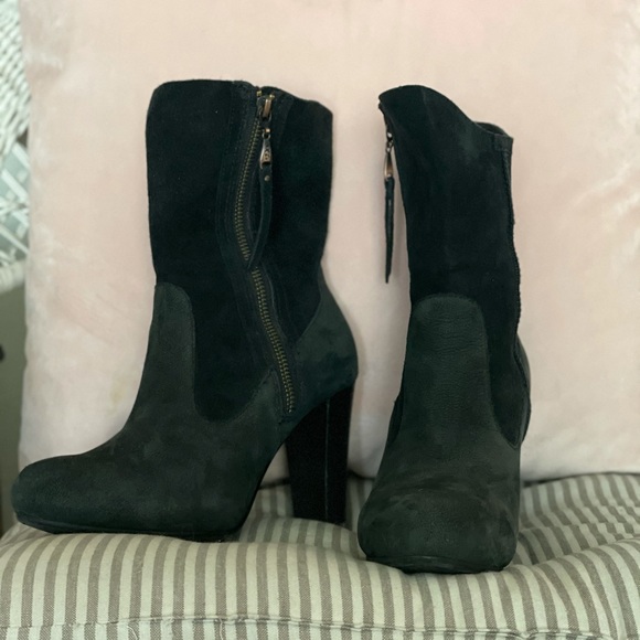 Authentic Ugg Booties - Picture 4 of 9